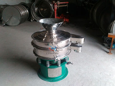 600型振动筛